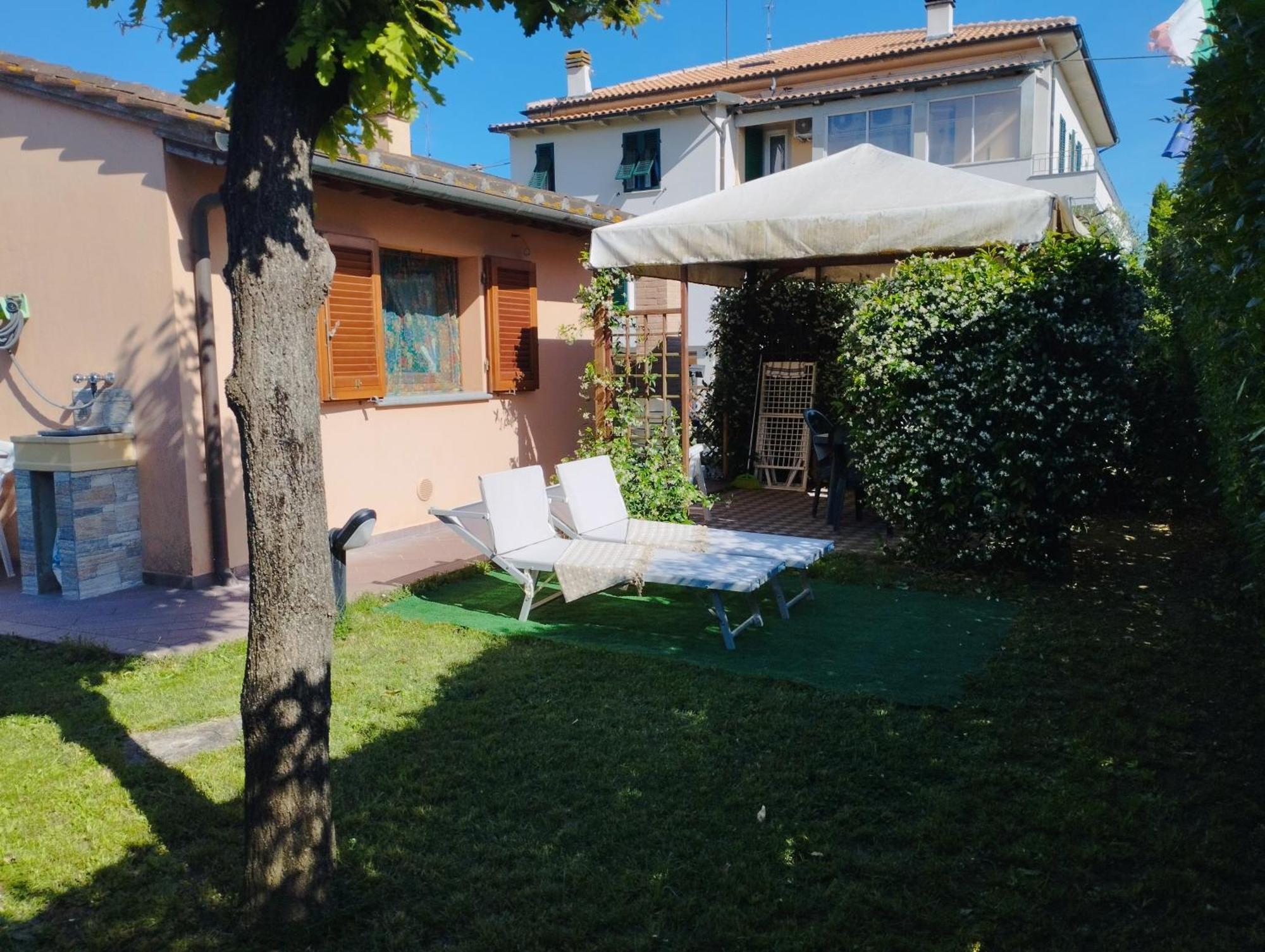Melody House - Dependance Villa Castel del Bosco  Exterior photo